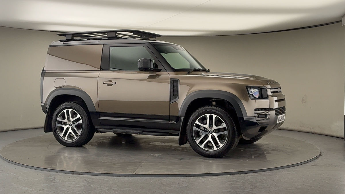 More views of Land Rover Defender 90