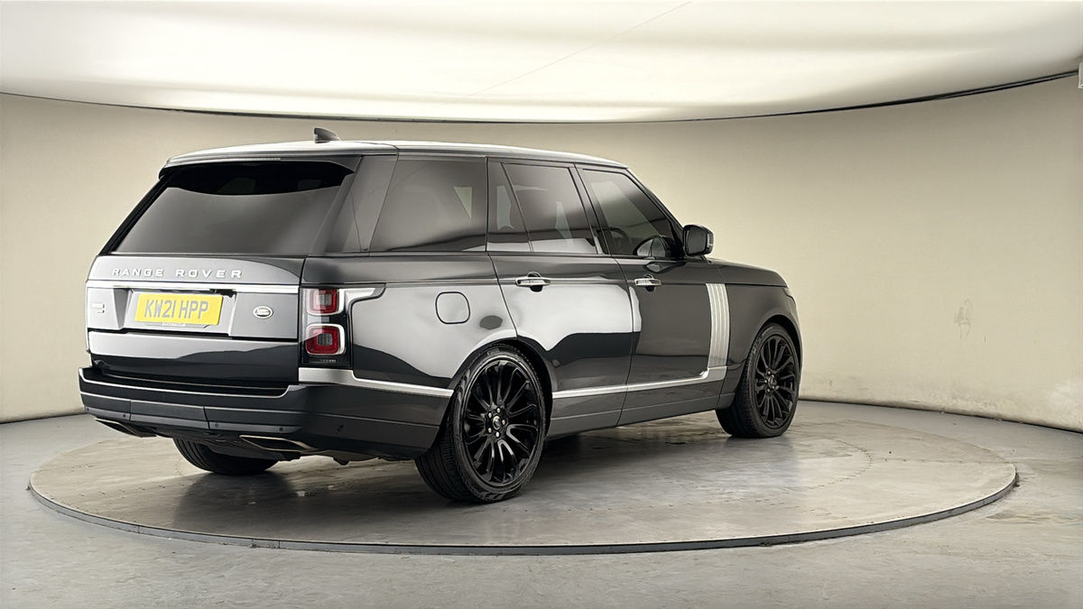 More views of Land Rover Range Rover