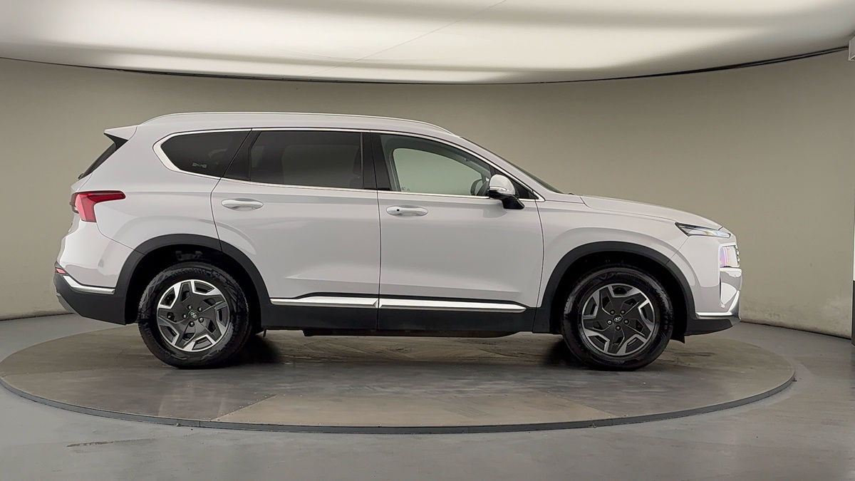 Hyundai Santa Fe Image 16