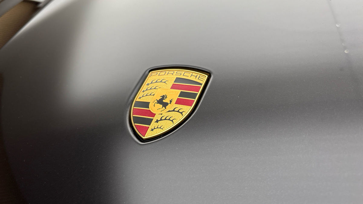 Porsche Taycan Image 24