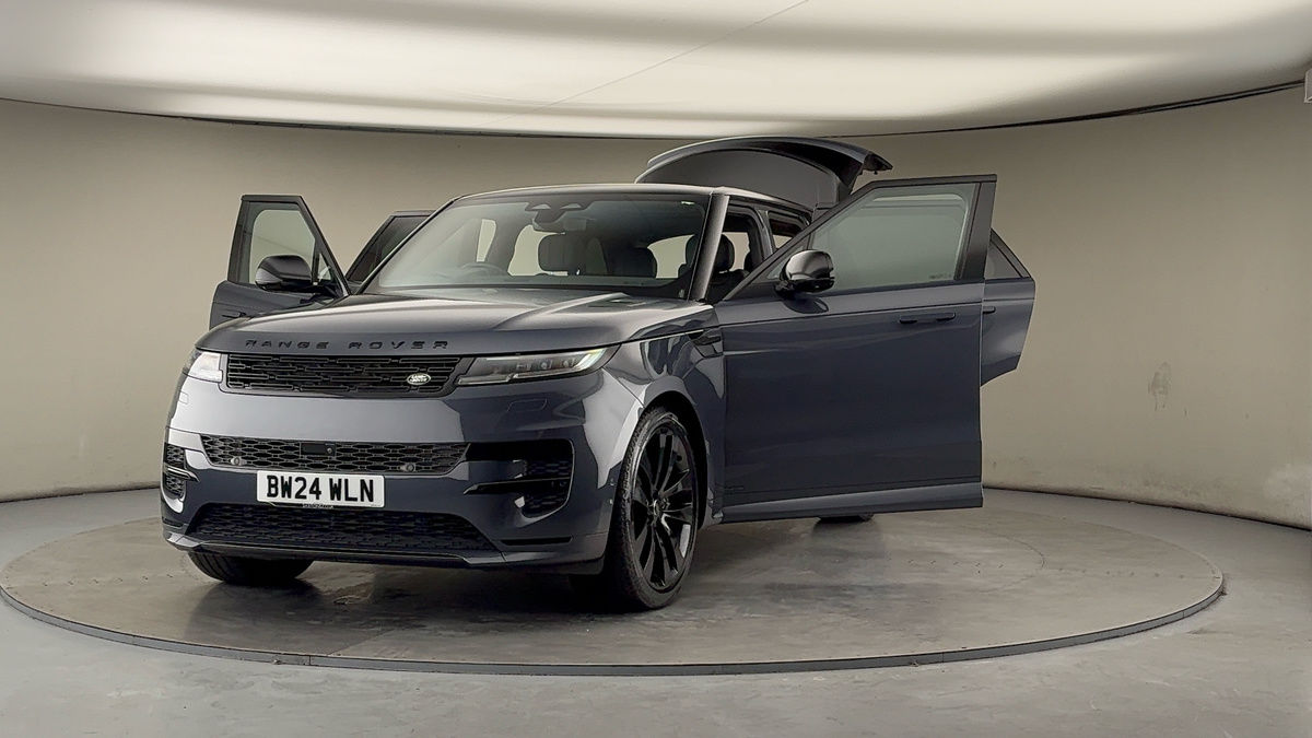 More views of Land Rover Range Rover Sport