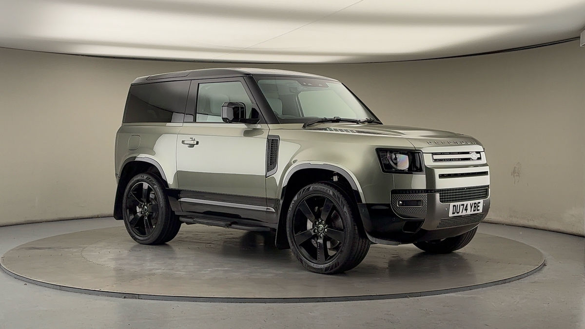 More views of Land Rover Defender 90