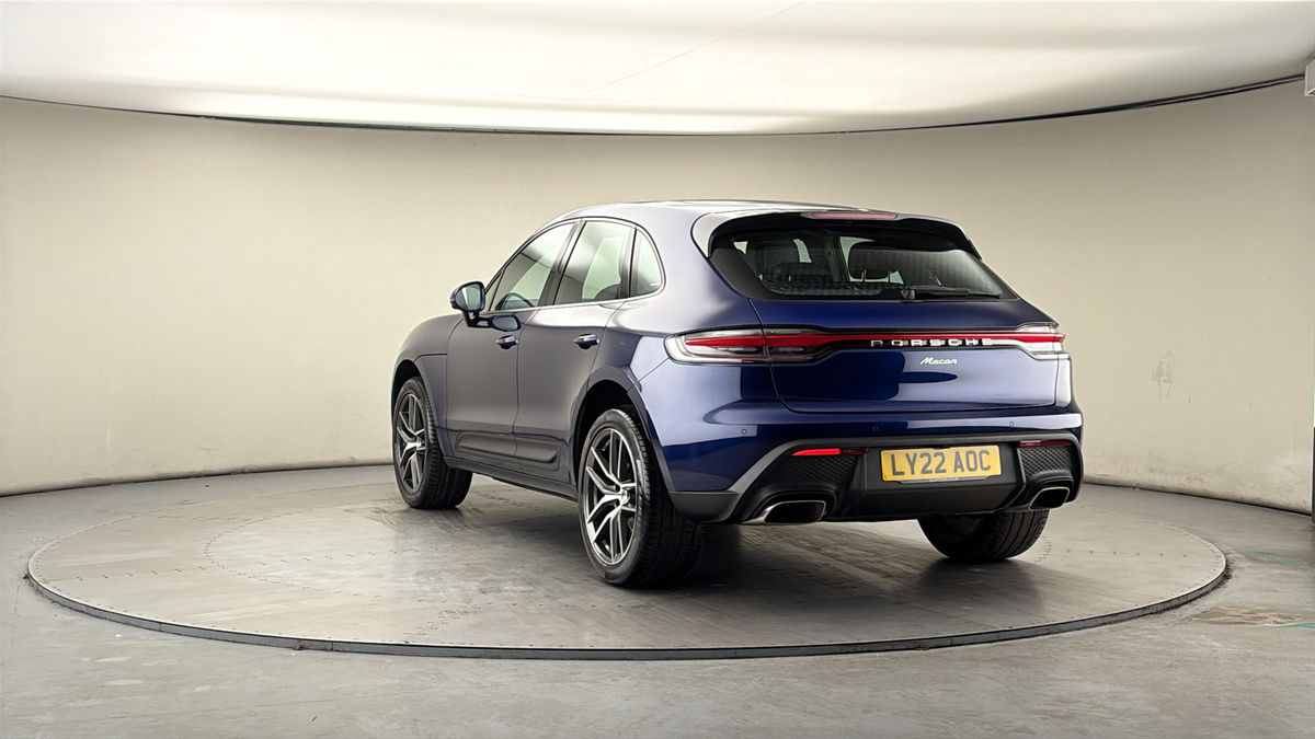 More views of Porsche Macan