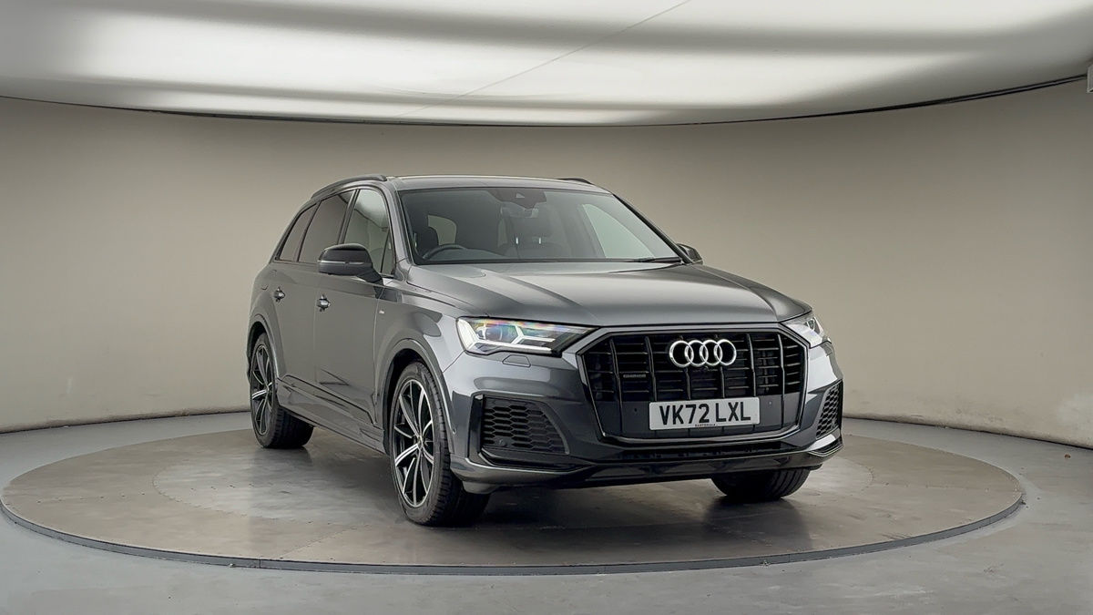 More views of Audi Q7