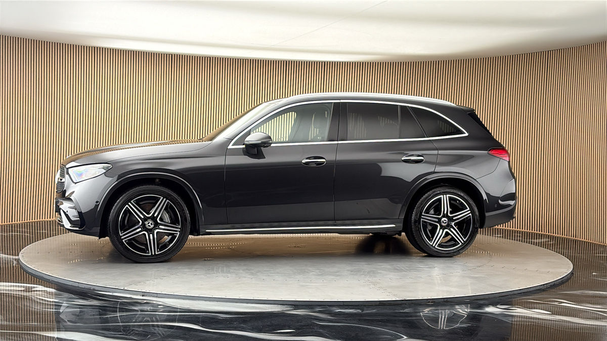 More views of Mercedes-Benz GLC