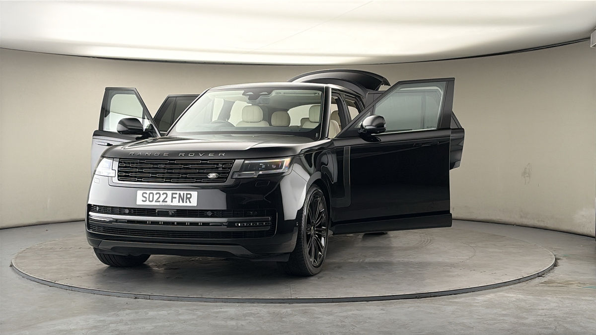 More views of Land Rover Range Rover