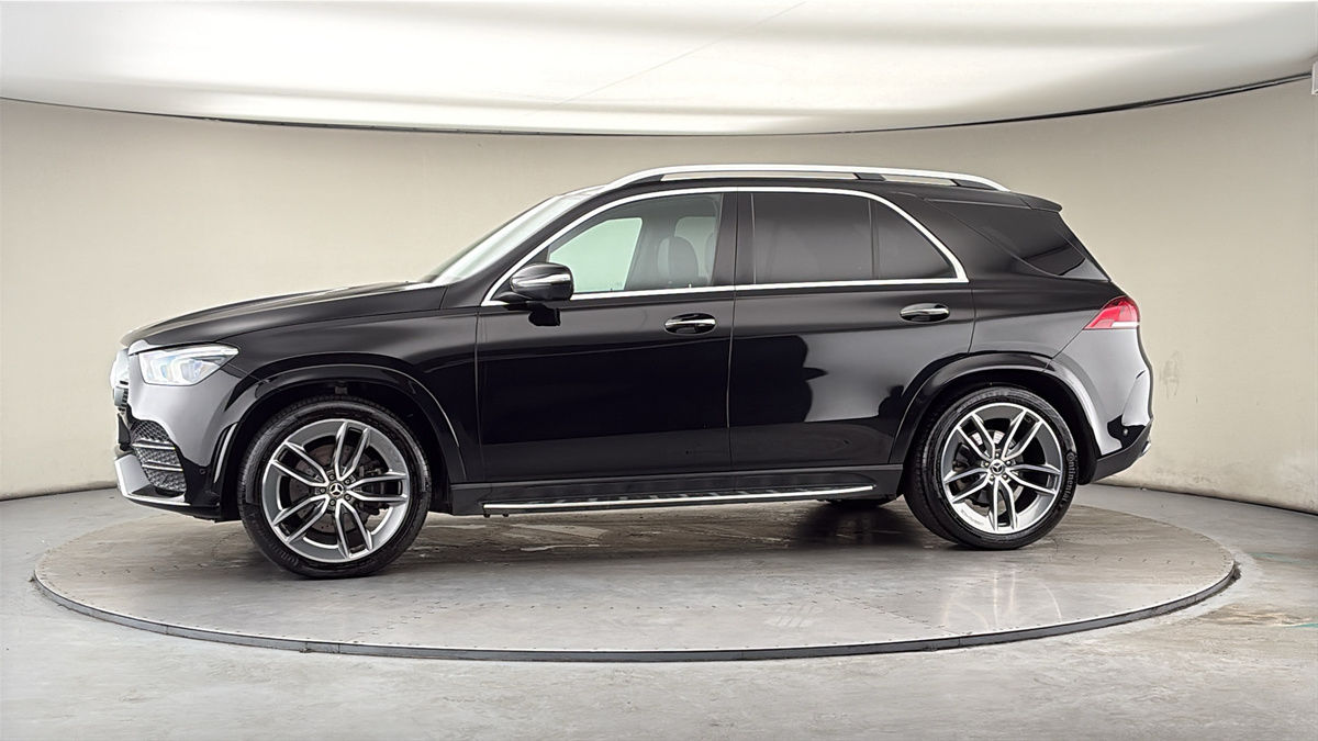 More views of Mercedes-Benz GLE