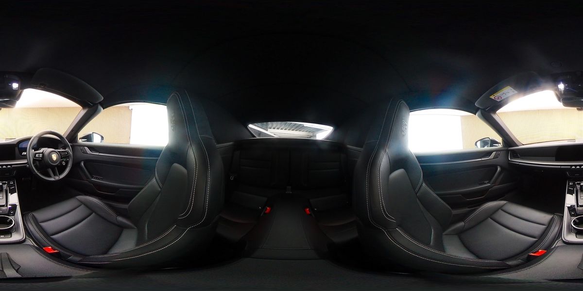 More views of Porsche 911