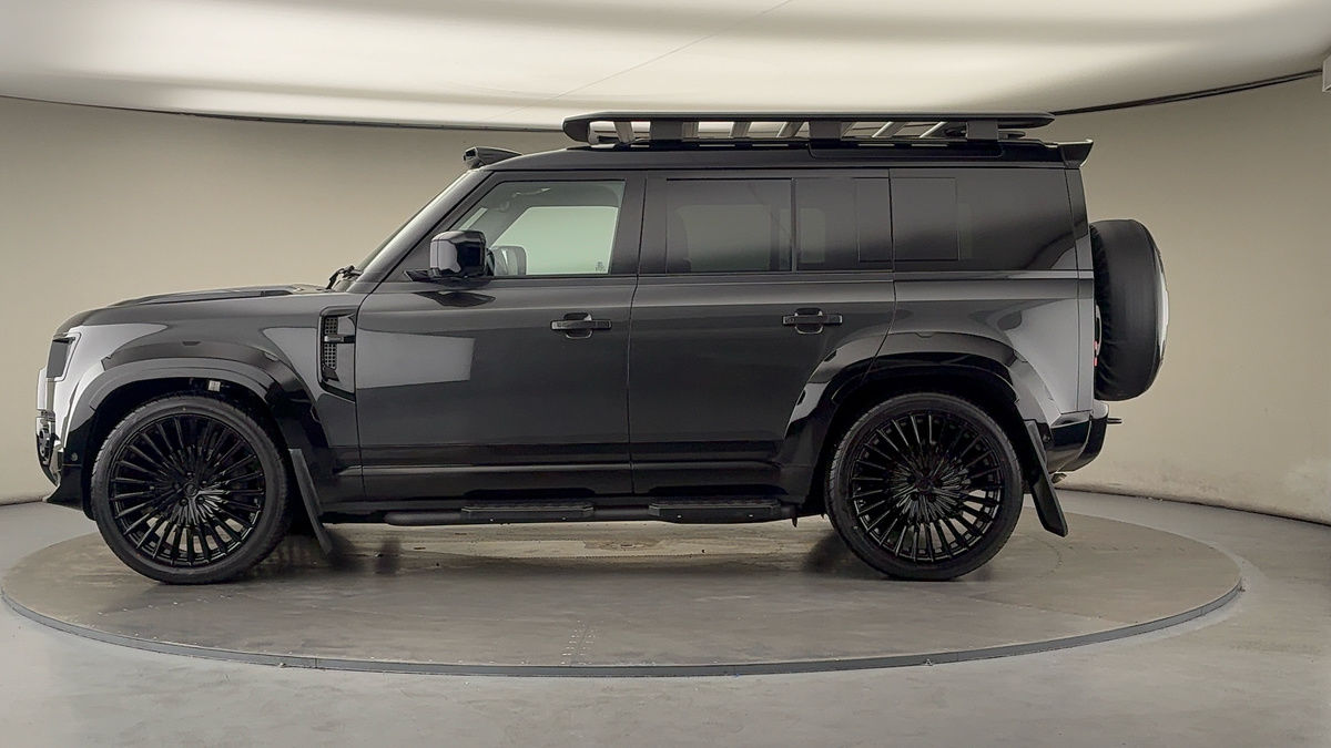 Land Rover Defender 110 Urban Image 15