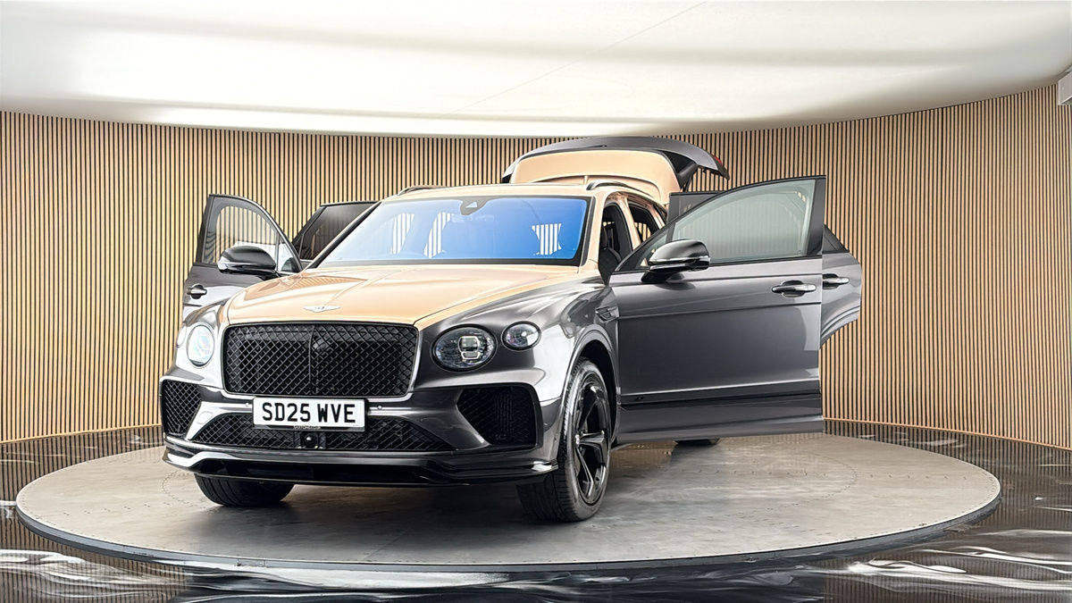 More views of Bentley Bentayga