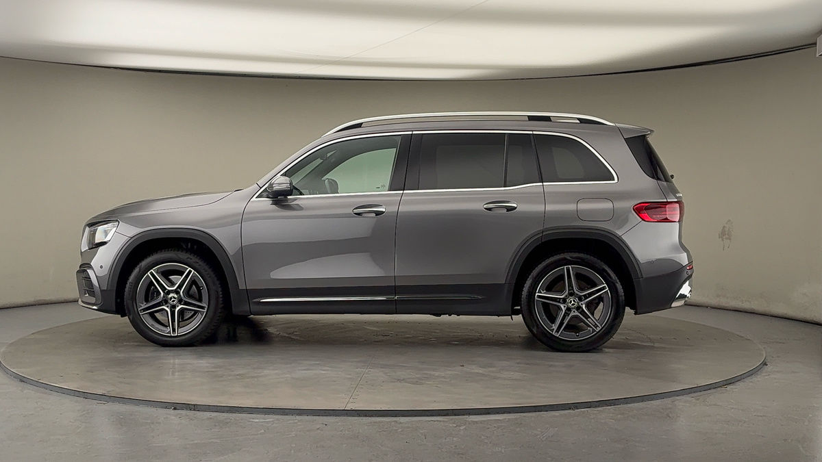 More views of Mercedes-Benz GLB