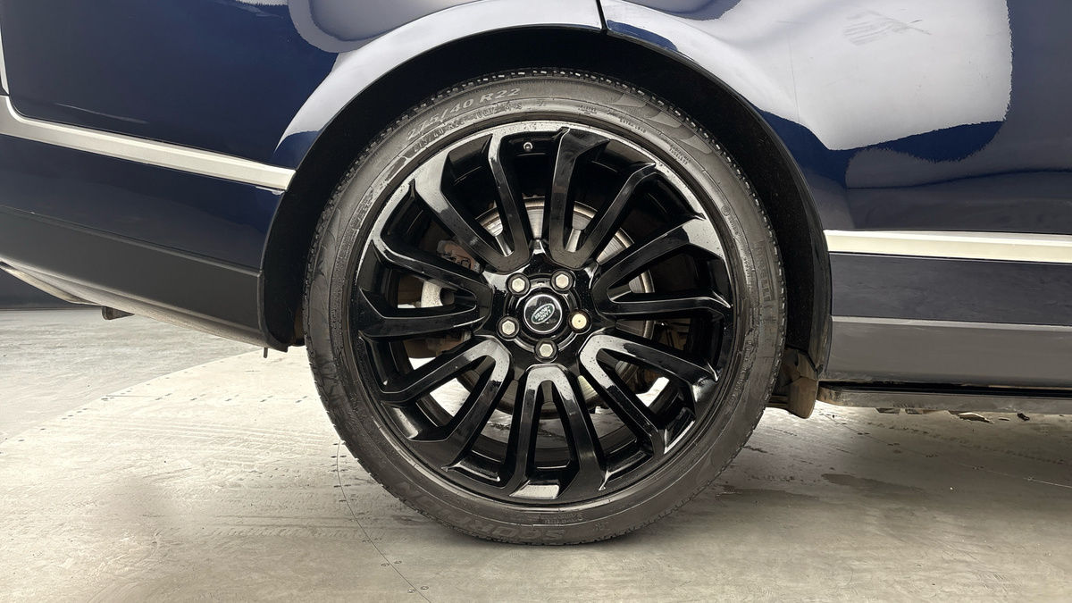 Land Rover Range Rover Image 10