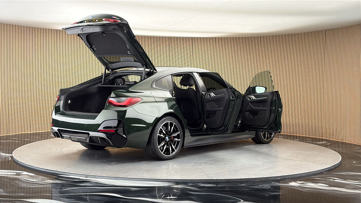 More views of BMW i4