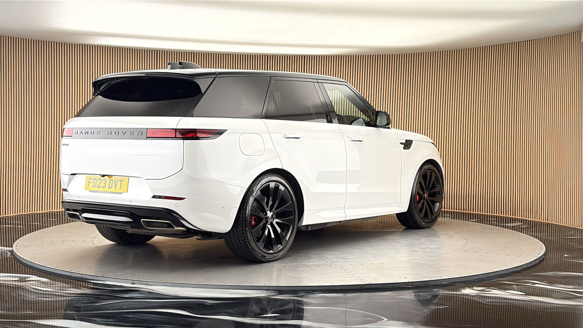 More views of Land Rover Range Rover Sport