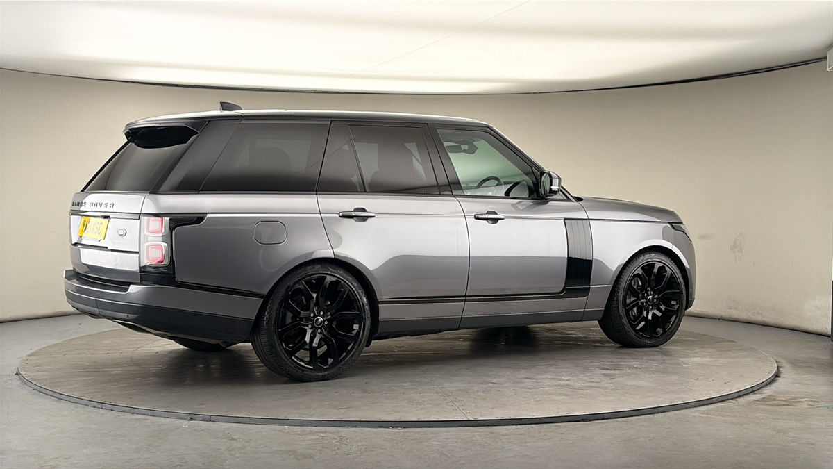 More views of Land Rover Range Rover