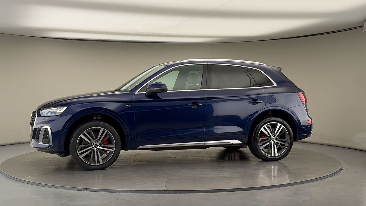 More views of Audi Q5