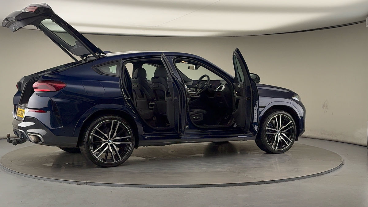 More views of BMW X6