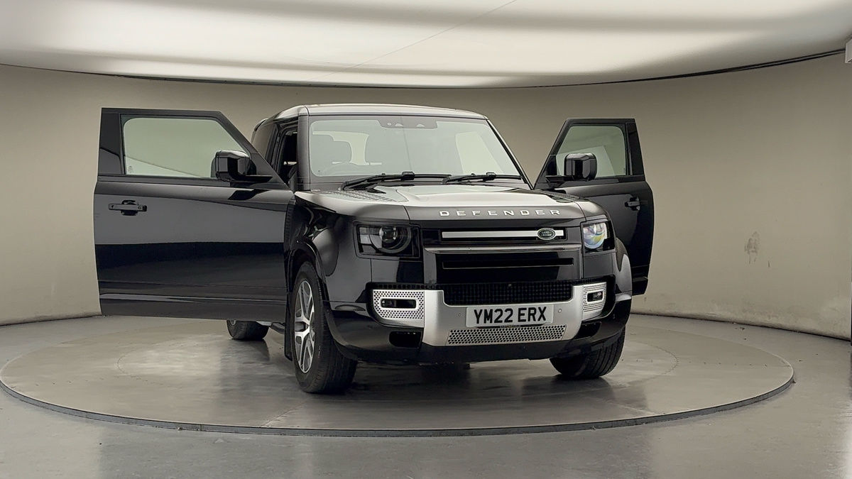 More views of Land Rover Defender 90