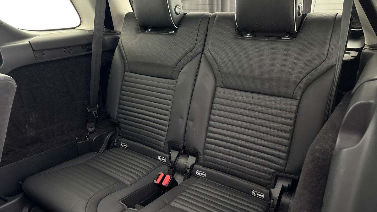 Land Rover Discovery Image 25