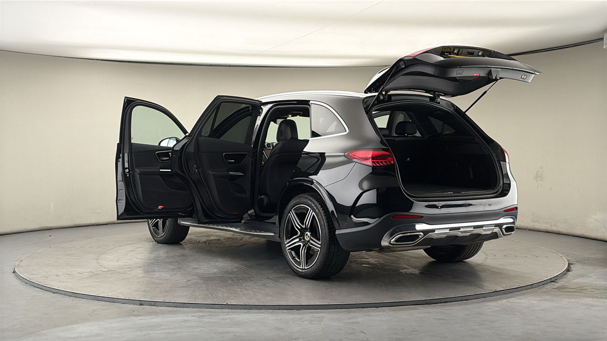 Mercedes-Benz GLC Image 23