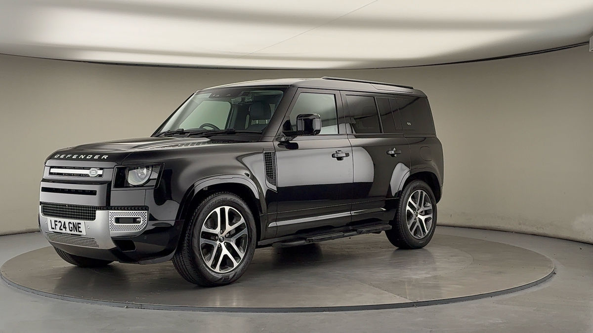 Land Rover Defender 110 Image 20