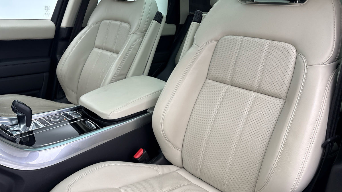 Land Rover Range Rover Sport Image 7