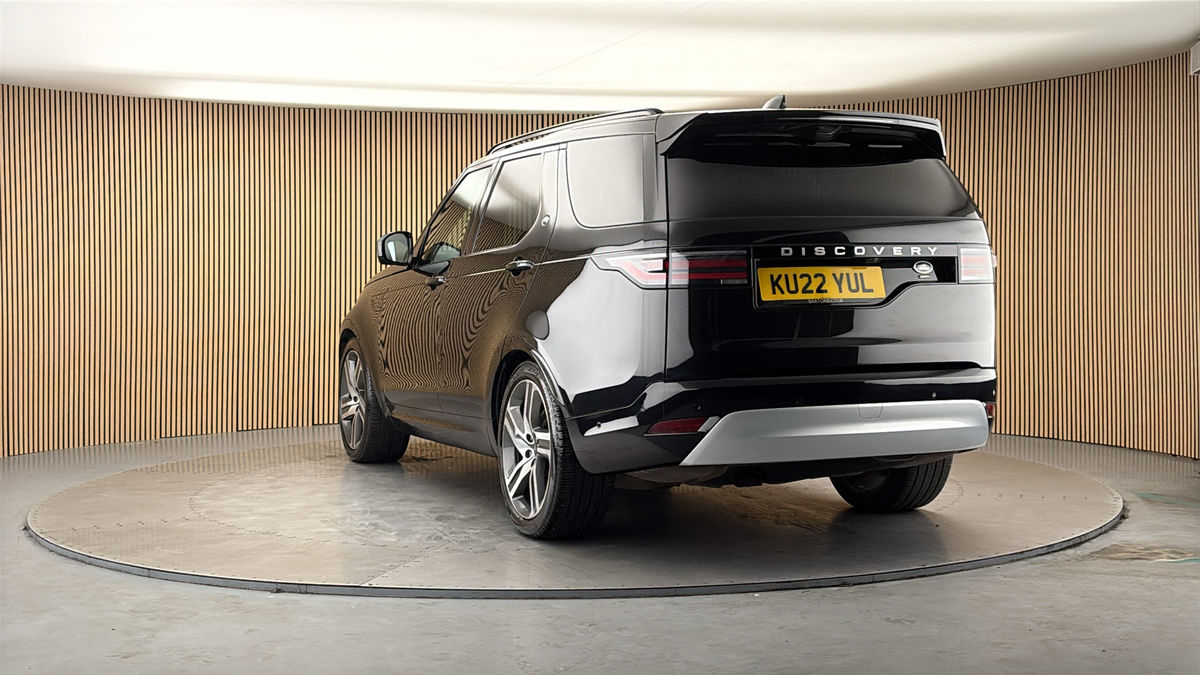 More views of Land Rover Discovery