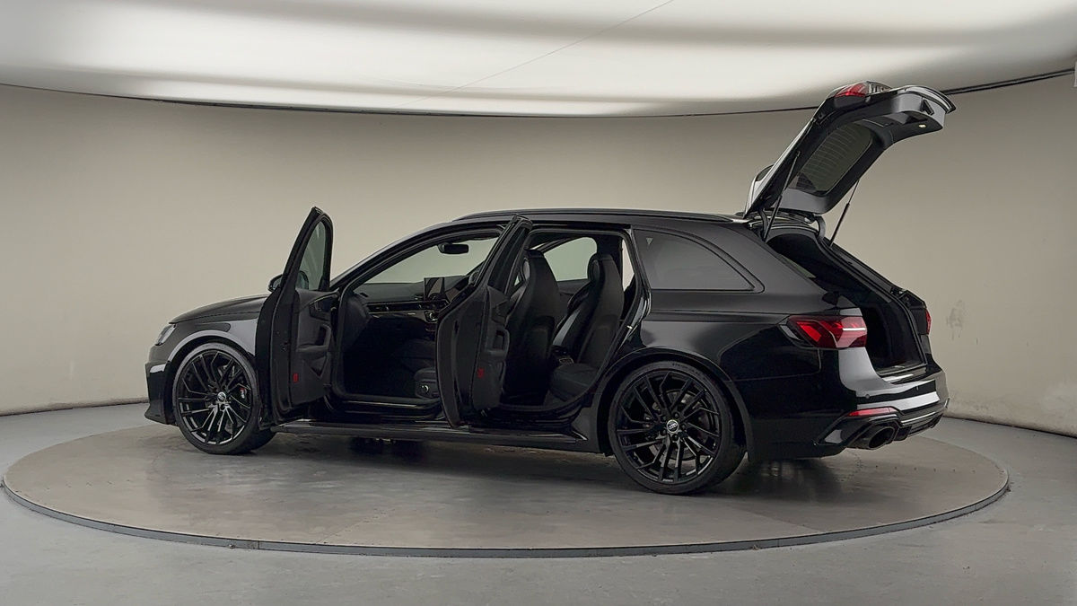 More views of Audi RS4 Avant