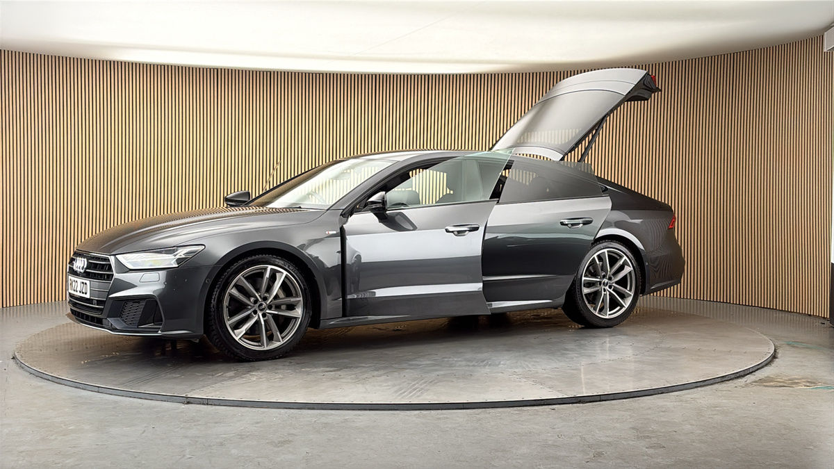 More views of Audi A7