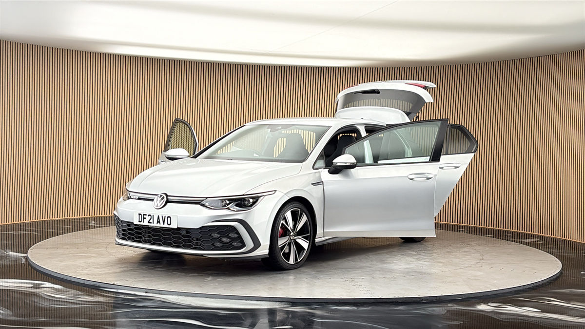 More views of Volkswagen Golf