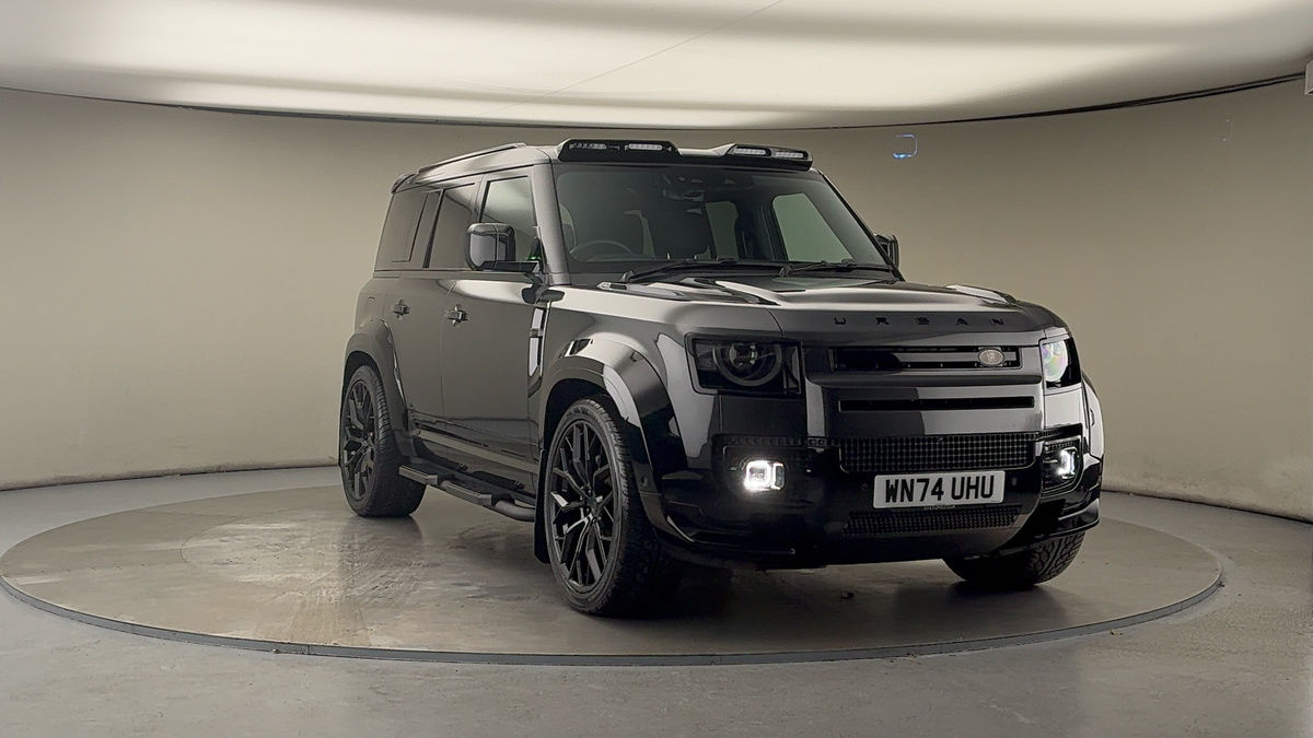 More views of Land Rover Defender 110