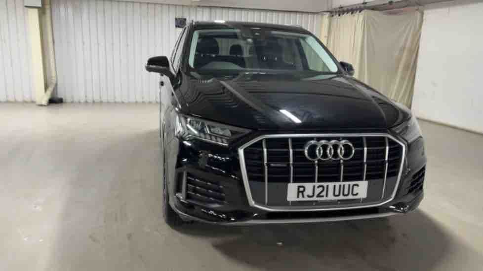 More views of Audi Q7
