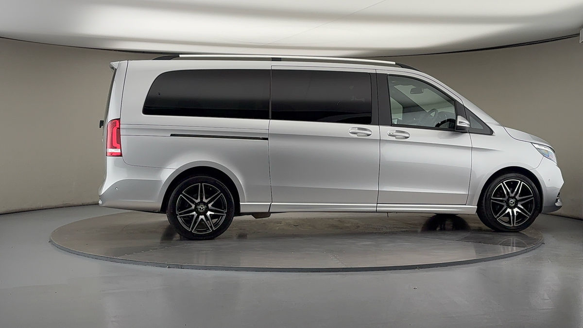 More views of Mercedes-Benz V Class