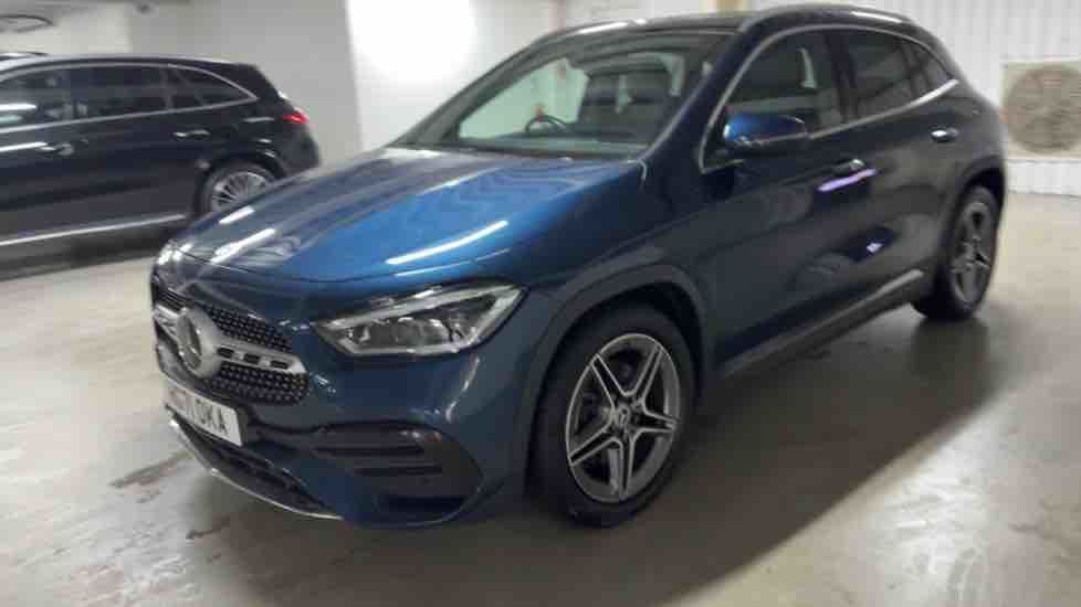 More views of Mercedes-Benz GLA