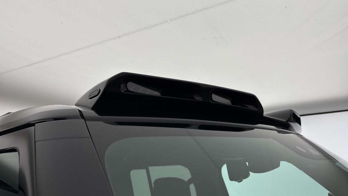 Land Rover Defender 110 Urban Image 27