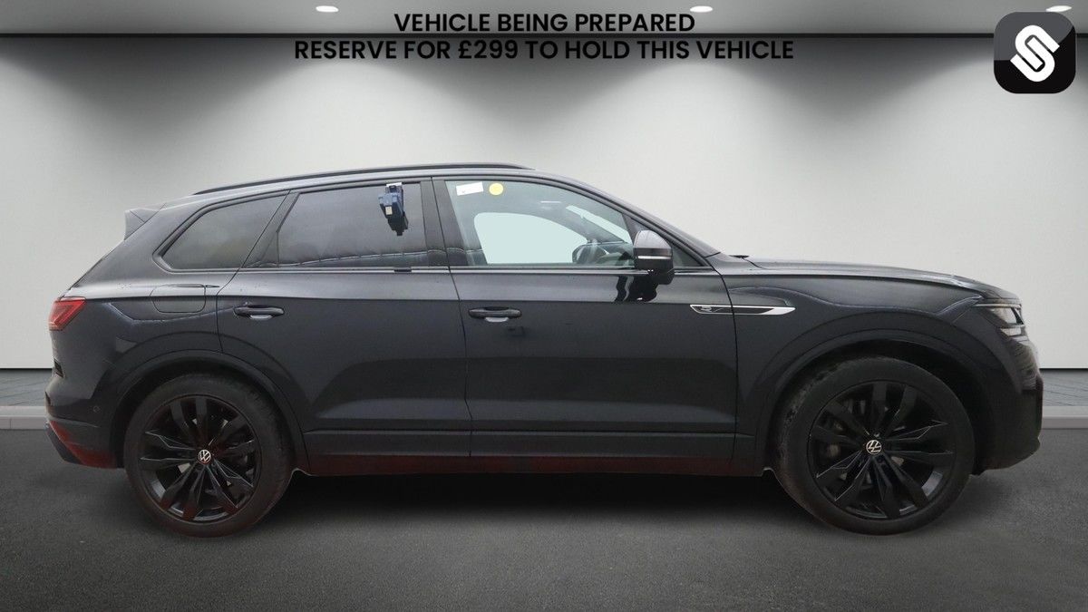 Volkswagen Touareg Image 5