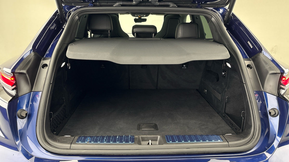 Porsche Macan Image 11