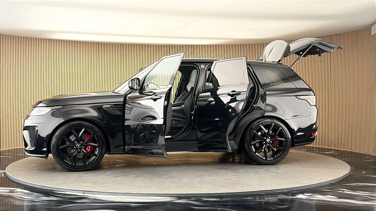 More views of Land Rover Range Rover Sport
