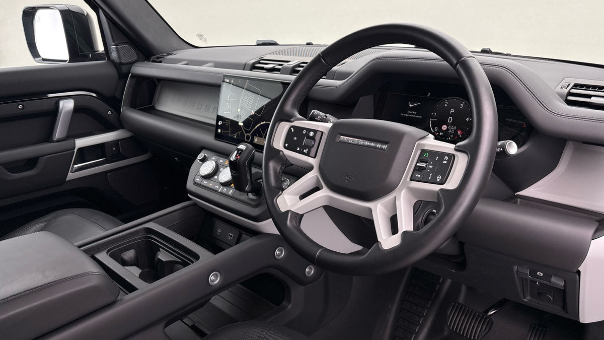 Land Rover Defender 110 Urban Image 5