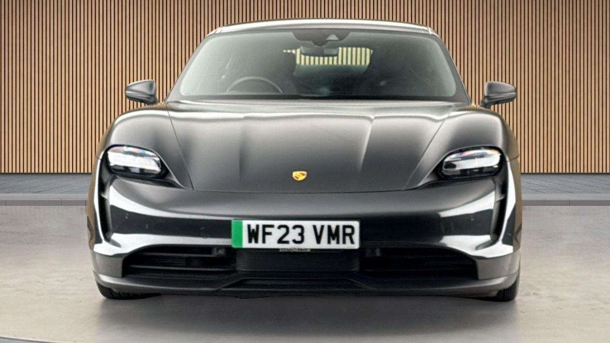 Porsche Taycan Image 3