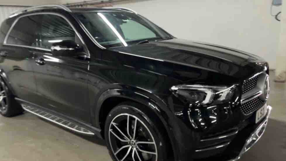 More views of Mercedes-Benz GLE