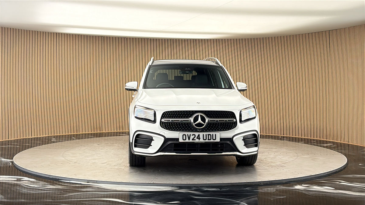 More views of Mercedes-Benz GLB