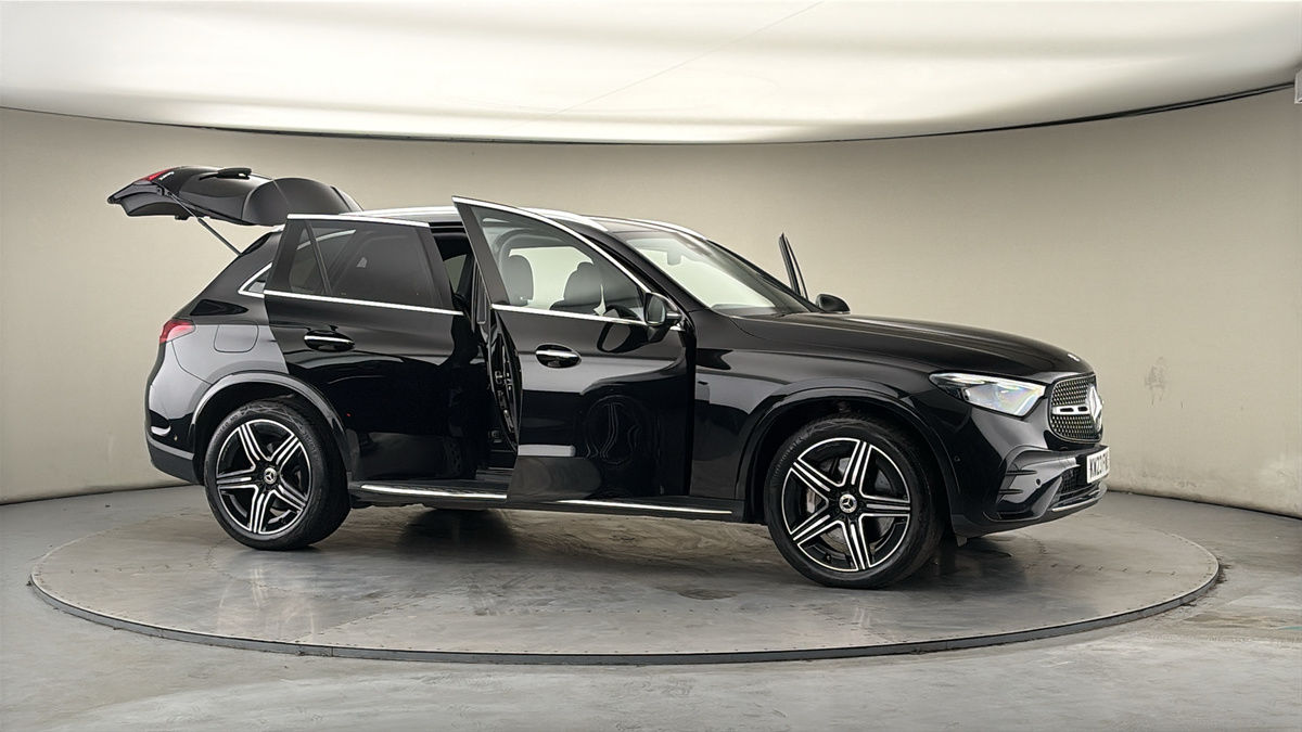 More views of Mercedes-Benz GLC