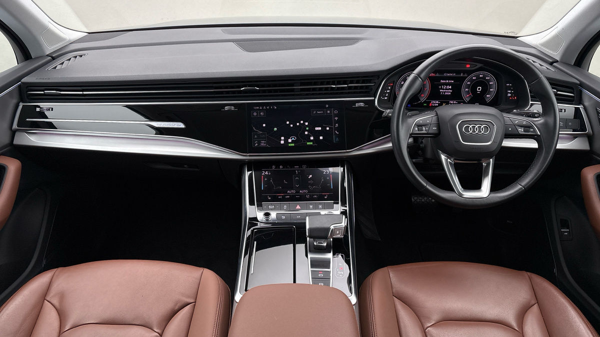 Audi Q7 Image 12