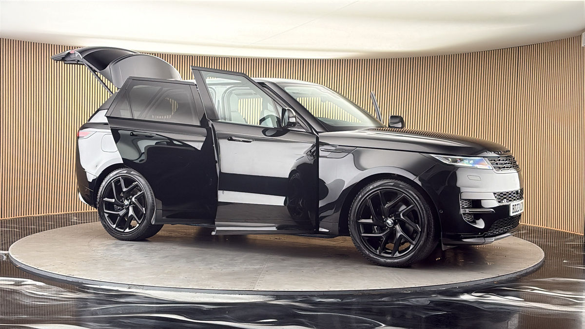 More views of Land Rover Range Rover Sport