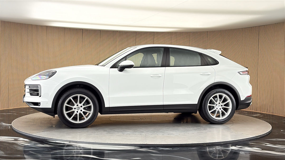 More views of Porsche Cayenne