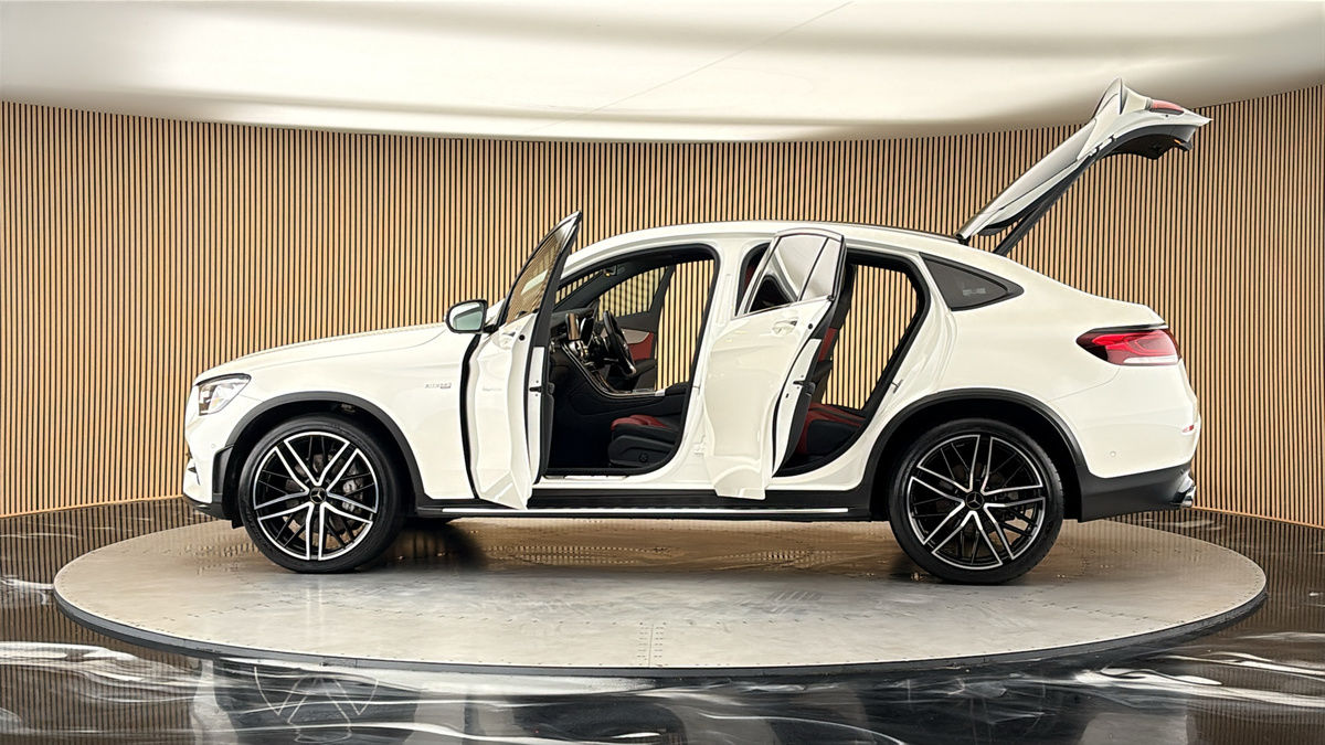 More views of Mercedes-Benz GLC