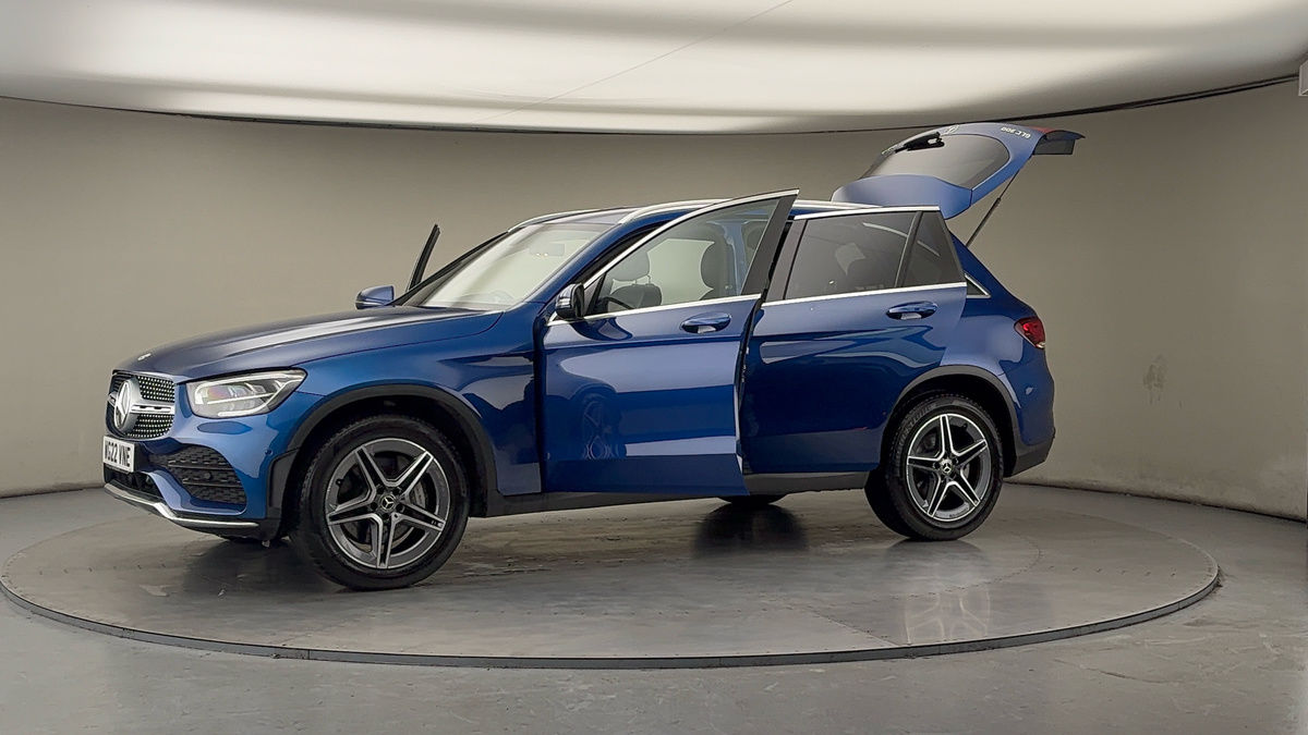 More views of Mercedes-Benz GLC