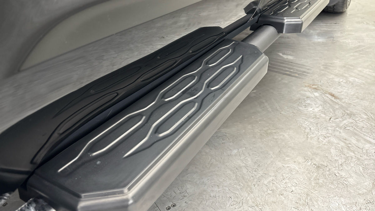 Land Rover Defender 110 Urban Image 37