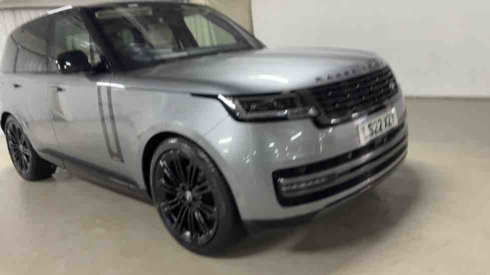 More views of Land Rover Range Rover